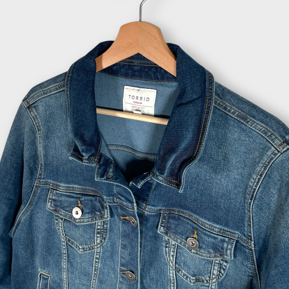 Torrid Denim Truckers Jean Jacket Women’s 2 (2X) Country 90's Western Rodeo - Picture 3 of 11